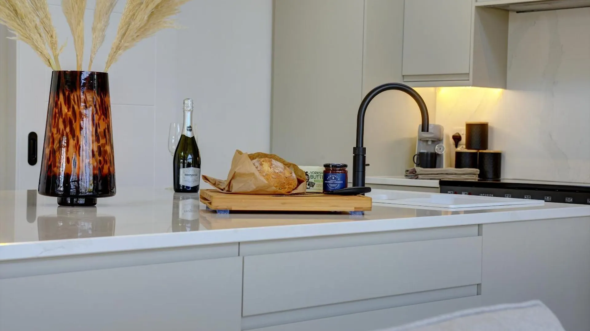 Holiday home Kist Accommodates Presents - Hygge House, Parking, Ev Point Ripon