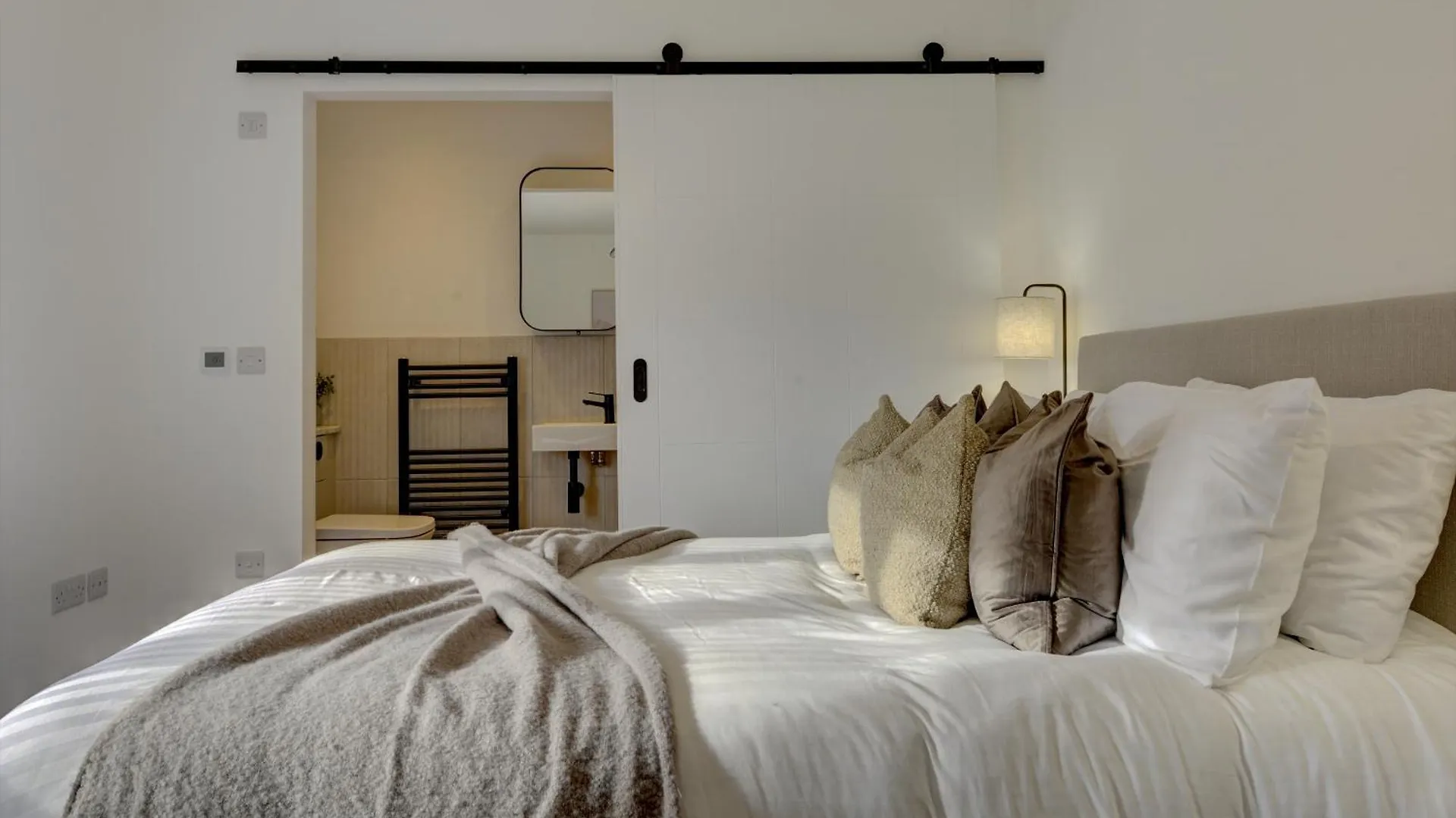 Kist Accommodates Presents - Hygge House, Parking, Ev Point Ripon Holiday home