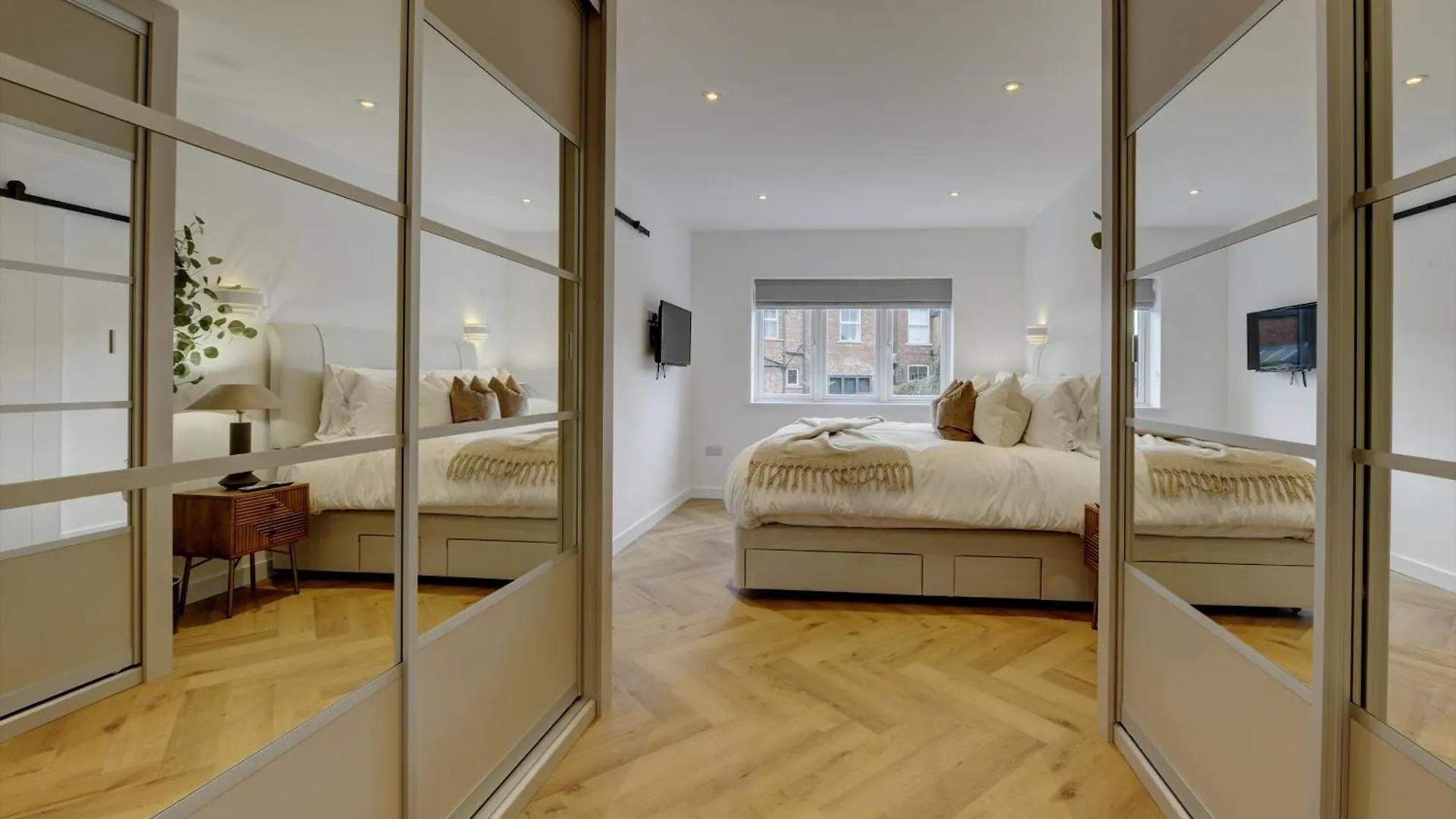 Kist Accommodates Presents - Hygge House, Parking, Ev Point Ripon 0*,  United Kingdom